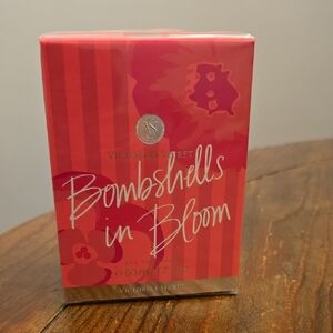 Perfume- Victoria's Secret Bombshells in Bloom - Pink Floral Box